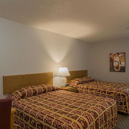 Motel 8 רוק ספרינגס מראה חיצוני תמונה