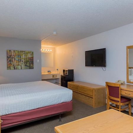 Motel 8 רוק ספרינגס מראה חיצוני תמונה