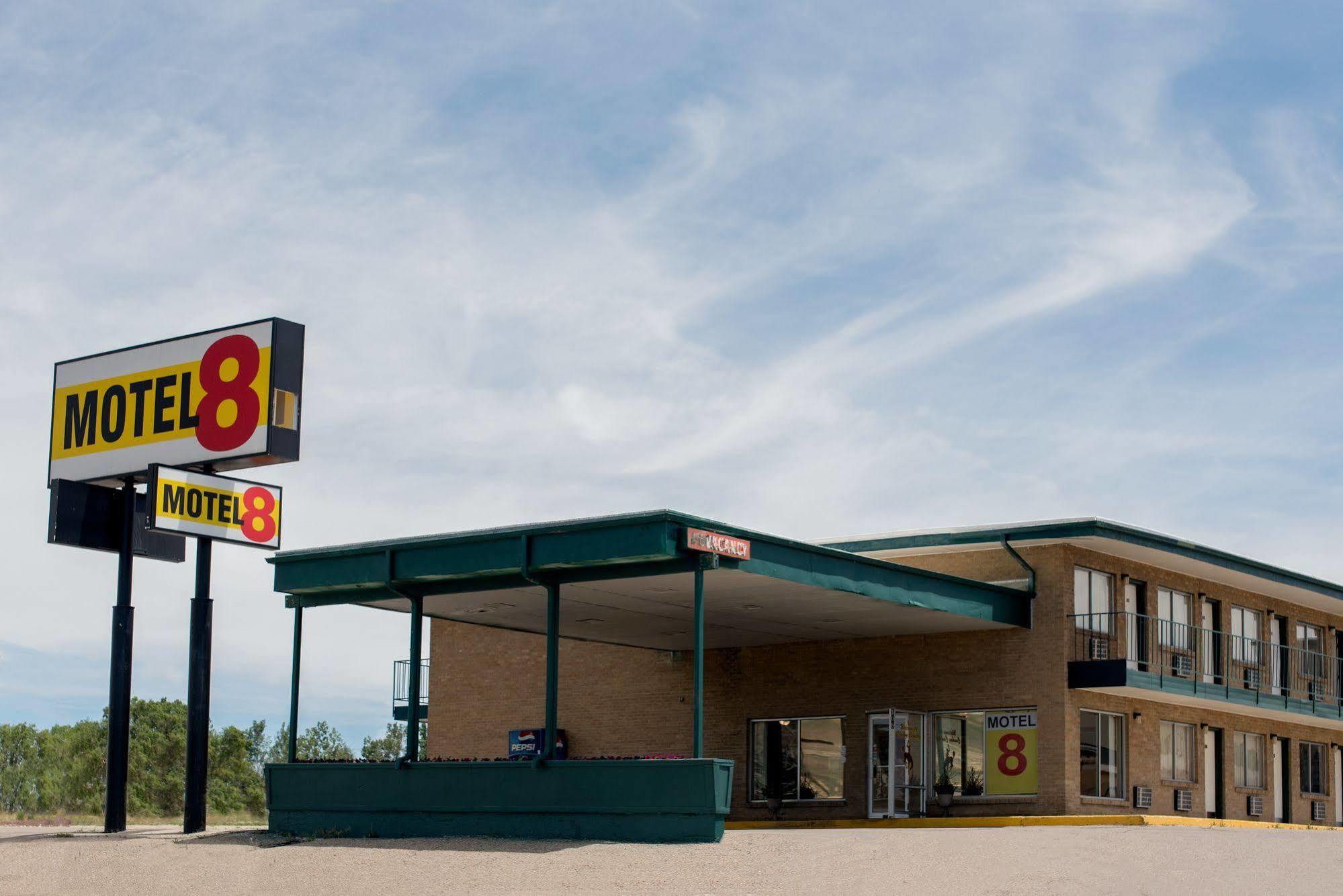 Motel 8 רוק ספרינגס מראה חיצוני תמונה